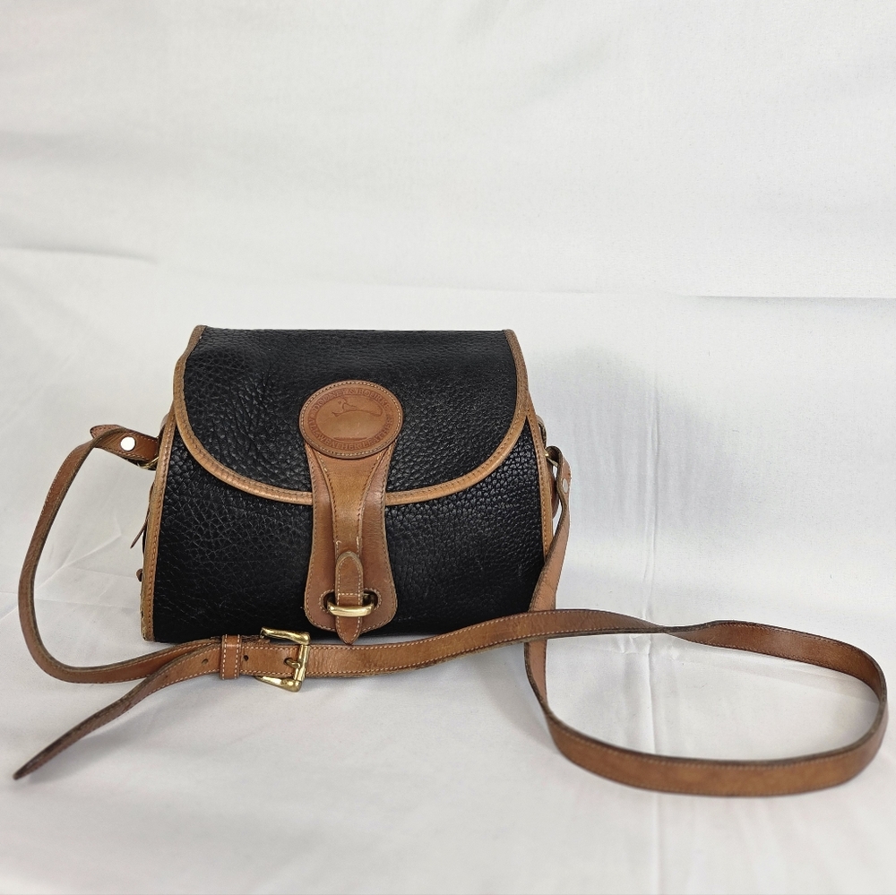 Vintage Dooney & Bourke All Weather Leather Cavalry crossbody in classic black